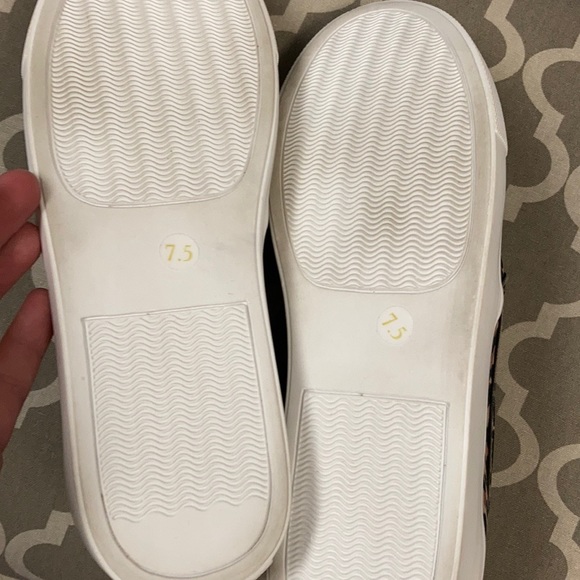 Steve Madden leopard sneakers - Picture 3 of 7